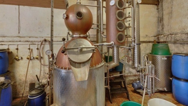 L'Alambic "Christian Carl" de la distillerie LEISEN